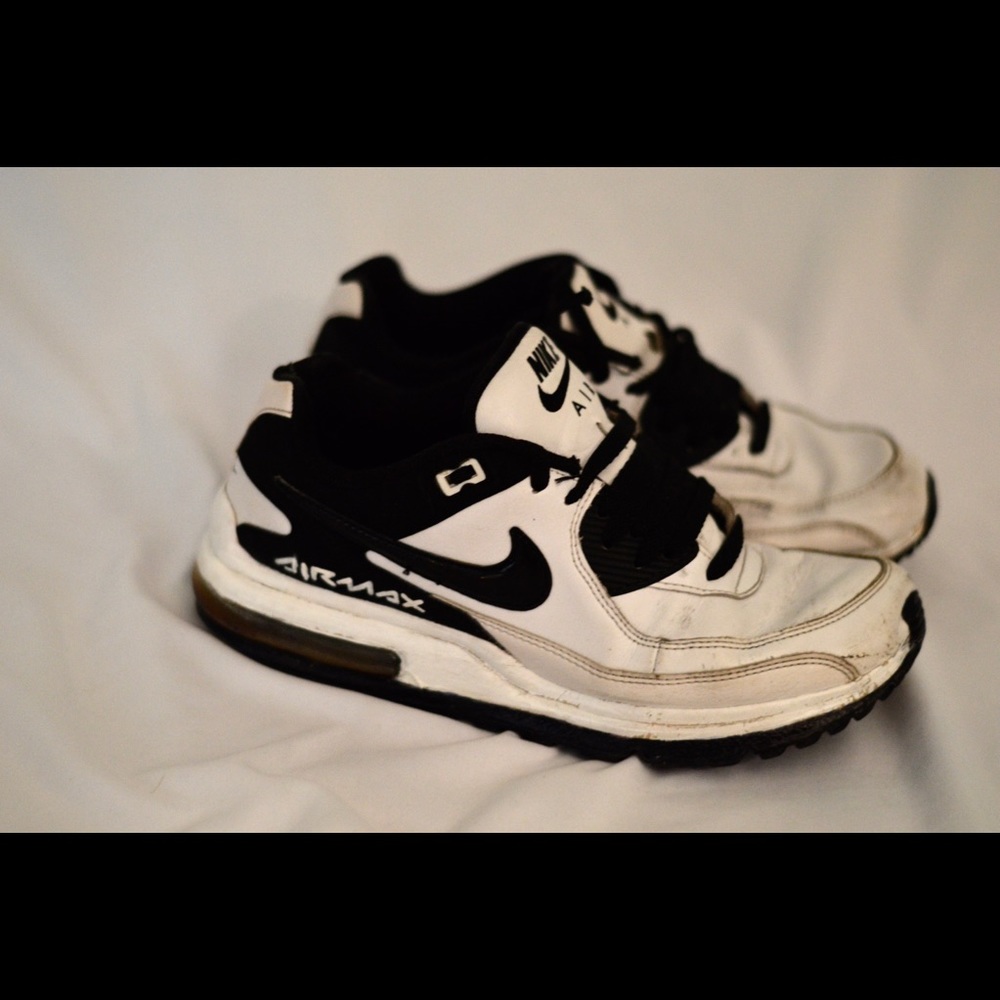 Nike White Air Max Men’s Fashion Sneakers